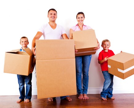 Flat removals in Elephant and Castle with moving boxes and apartment access